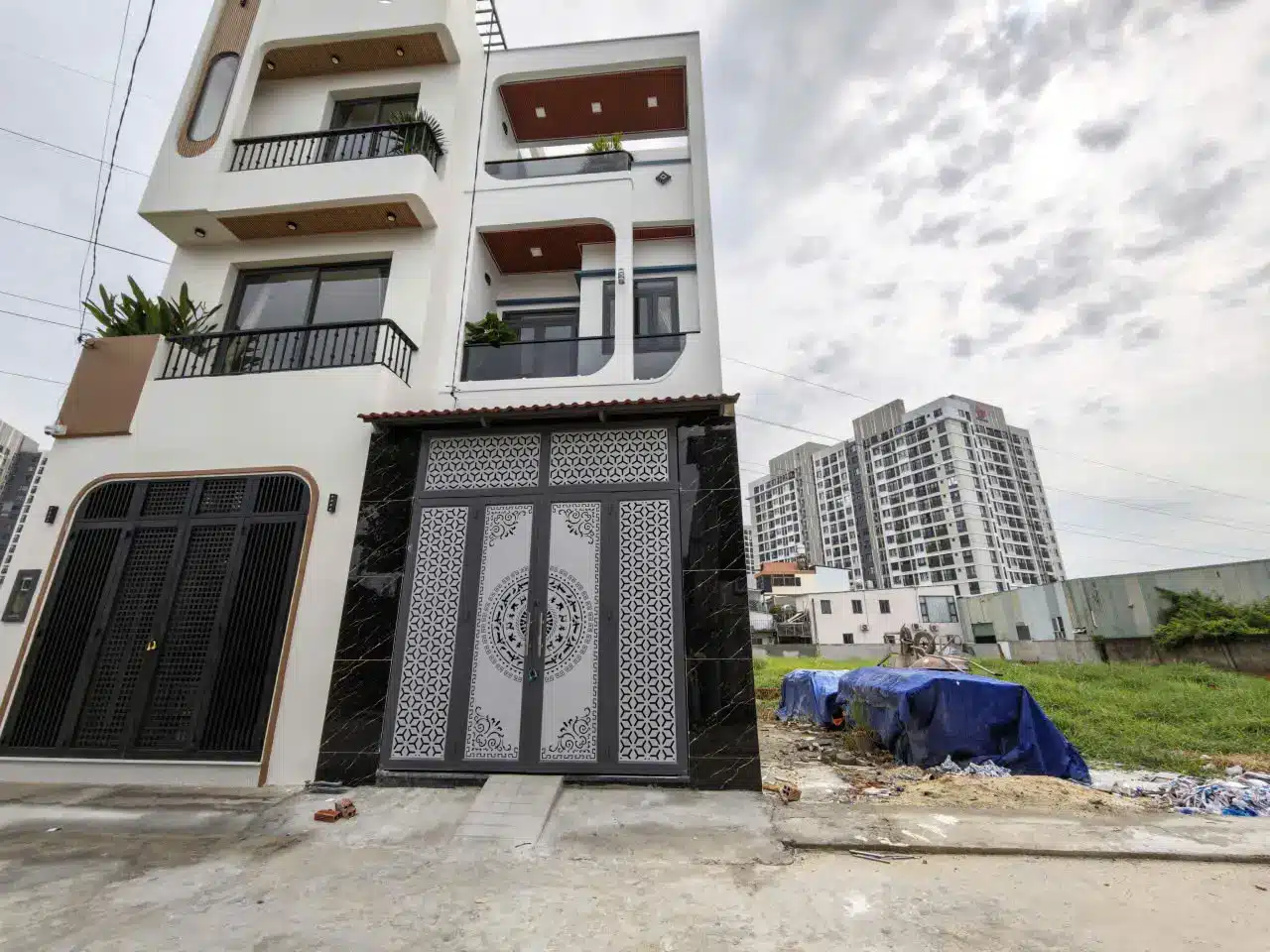 Nhà mới đẹp 56m2 - full nội thất