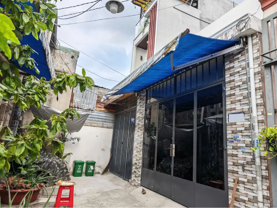 NHÀ GÁC LỬNG – ĐƯỜNG Ô TÔ TRÁNH – NGUYỄN ẢNH THỦ