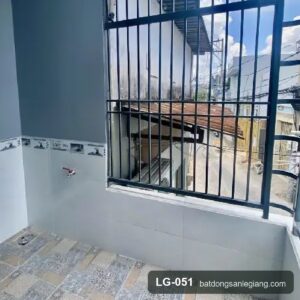 Bán nhà hẻm xe hơi sát mặt tiền Lê Văn Khương, Quận 12
