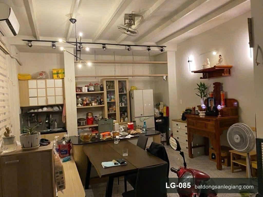 LG-085 Khu bếp — nhà bán Hạnh Thông Gò Vấp Khu bếp — nhà bán Hạnh Thông Gò Vấp