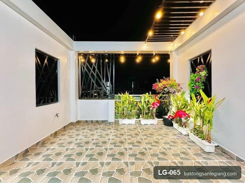 Sân thượng nhà Phạm Văn Chiêu Gò Vấp Sân thượng nhà Phạm Văn Chiêu Gò Vấp