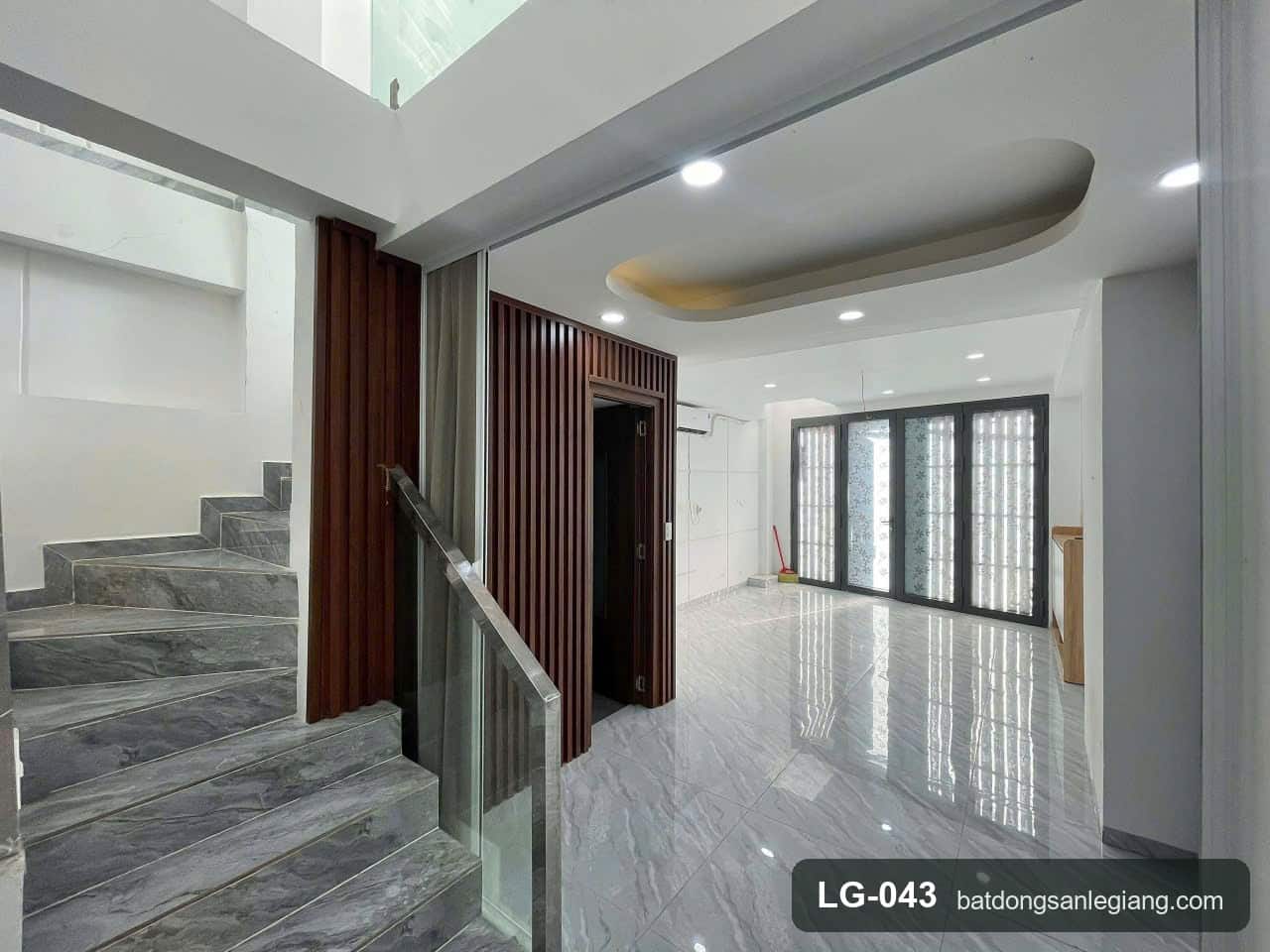 LG-043 Phòng khách — nhà bán An Nhơn Gò Vấp Phòng khách — nhà bán An Nhơn Gò Vấp
