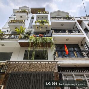 Bán nhà Đường số 8 Gò Vấp – nhà mới full nội thất, xe hơi vào nhà, hướng Bắc, 7,99 tỷ