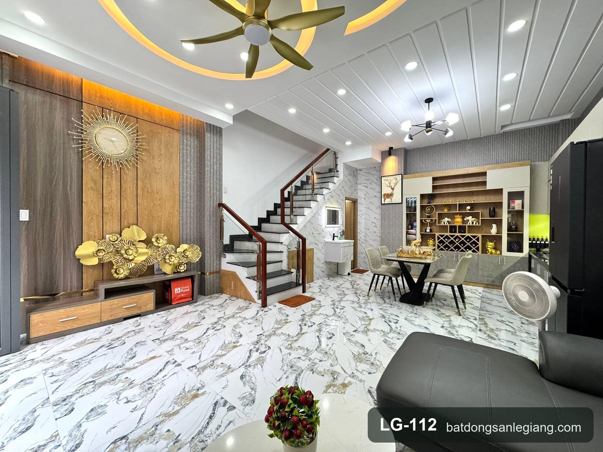 LG-112 Phòng khách — nhà bán Thông Tây Hội Gò Vấp Phòng khách — nhà bán Thông Tây Hội Gò Vấp