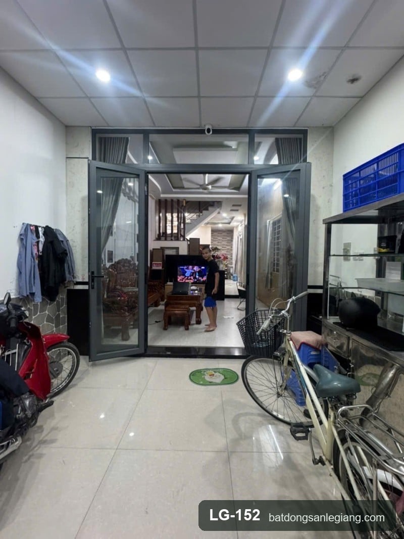 LG-152 Phòng khách — nhà bán An Hội Tây Gò Vấp Phòng khách — nhà bán An Hội Tây Gò Vấp